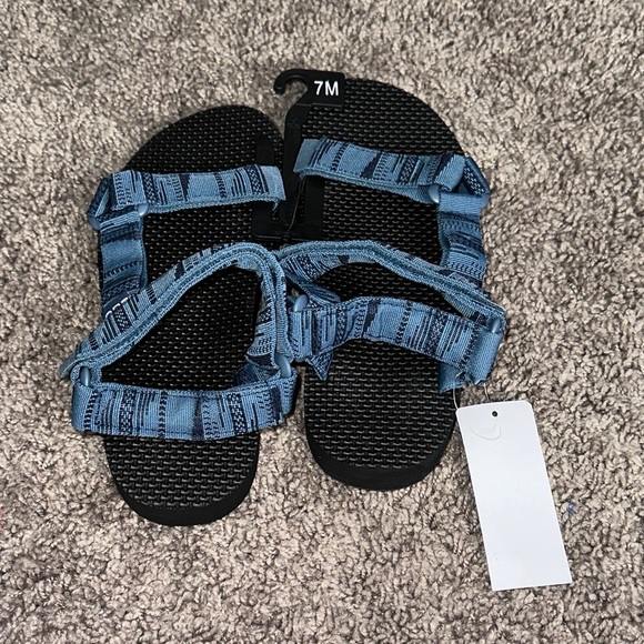 JBU Navy Strappy Sandals - Picture 3 of 5